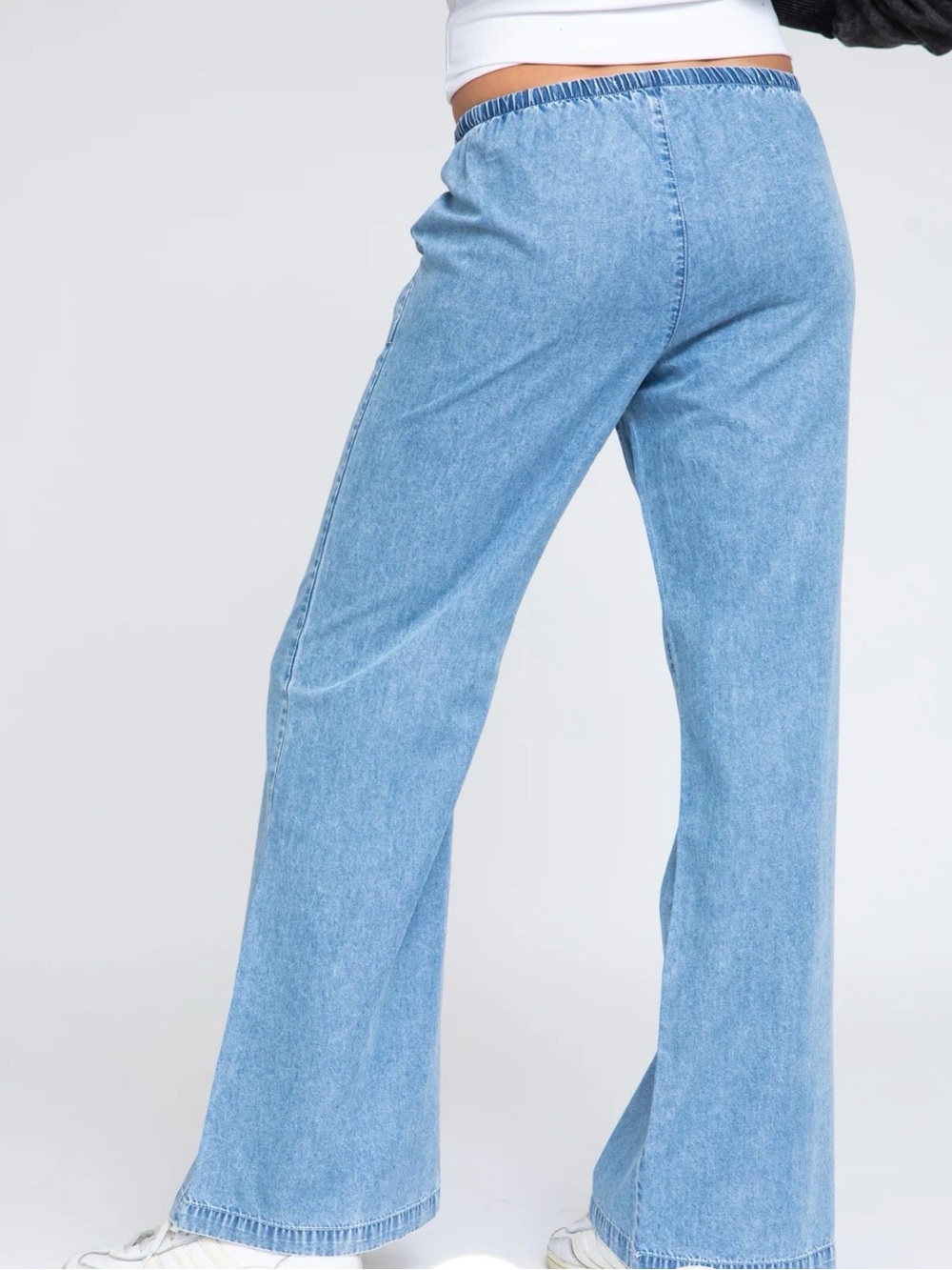 Rewash Low Rise Light Wash Denim Drawstring Pants - Picture 6 of 9